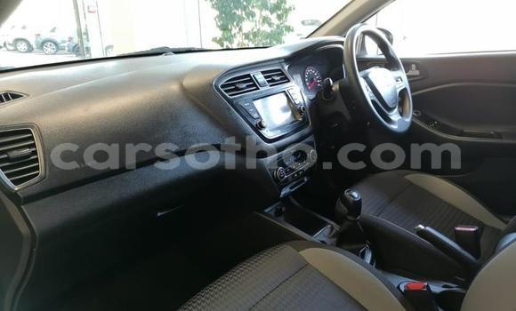 Buy Used Hyundai i20 White Car in Maputsoa in Leribe Buy Used Hyundai i20 White Car in Maputsoa in Leribe