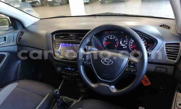 Buy Used Hyundai i20 White Car in Maputsoa in Leribe Buy Used Hyundai i20 White Car in Maputsoa in Leribe