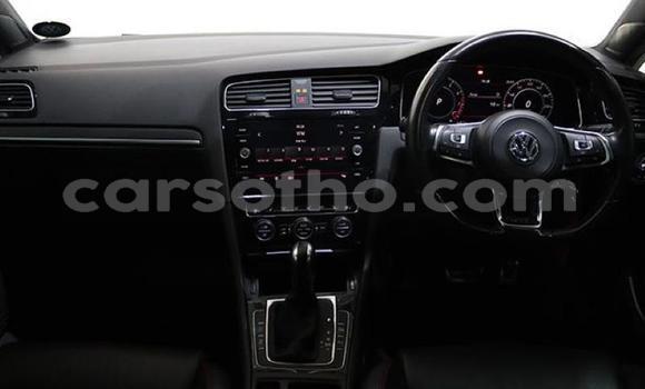 اشتري مستعمل Volkswagen Golf GTI White سيارة في Maseru في Maseru اشتري مستعمل Volkswagen Golf GTI White سيارة في Maseru في Maseru