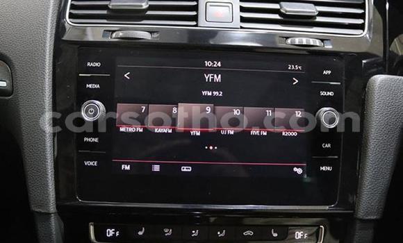اشتري مستعمل Volkswagen Golf GTI White سيارة في Maseru في Maseru اشتري مستعمل Volkswagen Golf GTI White سيارة في Maseru في Maseru