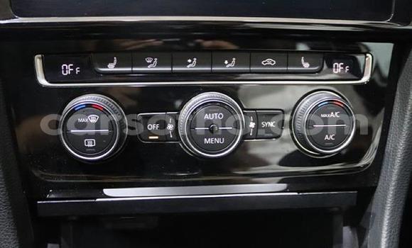 اشتري مستعمل Volkswagen Golf GTI White سيارة في Maseru في Maseru اشتري مستعمل Volkswagen Golf GTI White سيارة في Maseru في Maseru