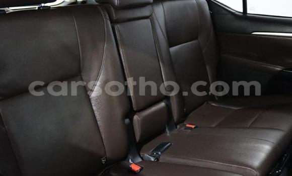 Acheter Occasion Voiture Toyota Fortuner Blanc à Maseru, Maseru Acheter Occasion Voiture Toyota Fortuner Blanc à Maseru, Maseru