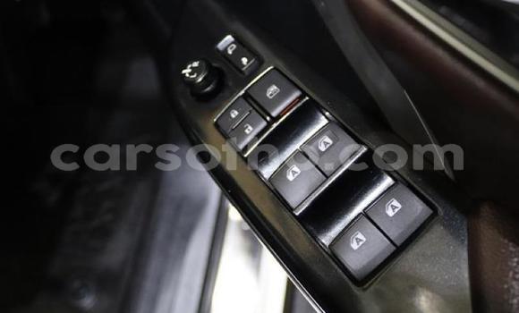 Acheter Occasion Voiture Toyota Fortuner Blanc à Maseru, Maseru Acheter Occasion Voiture Toyota Fortuner Blanc à Maseru, Maseru