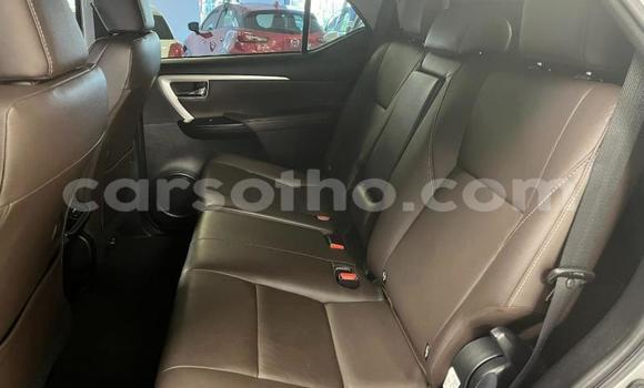 Acheter Occasion Voiture Toyota Fortuner Gris à Maseru, Maseru Acheter Occasion Voiture Toyota Fortuner Gris à Maseru, Maseru