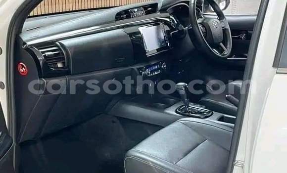 اشتري مستعمل Toyota Hilux White سيارة في Maseru في Maseru اشتري مستعمل Toyota Hilux White سيارة في Maseru في Maseru
