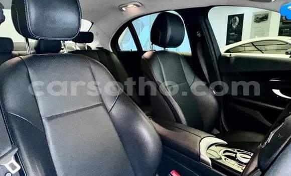 Acheter Occasion Voiture Mercedes-Benz C–Class Blanc à Maseru, Maseru Acheter Occasion Voiture Mercedes-Benz C–Class Blanc à Maseru, Maseru