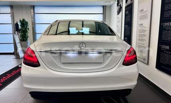 Acheter Occasion Voiture Mercedes-Benz C–Class Blanc à Maseru, Maseru Acheter Occasion Voiture Mercedes-Benz C–Class Blanc à Maseru, Maseru