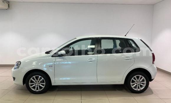 اشتري مستعمل Volkswagen Polo White سيارة في Maseru في Maseru اشتري مستعمل Volkswagen Polo White سيارة في Maseru في Maseru