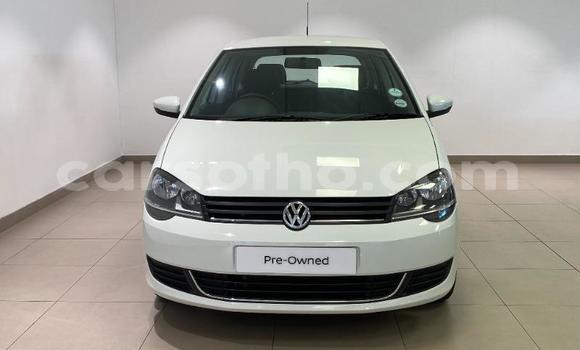 اشتري مستعمل Volkswagen Polo White سيارة في Maseru في Maseru اشتري مستعمل Volkswagen Polo White سيارة في Maseru في Maseru