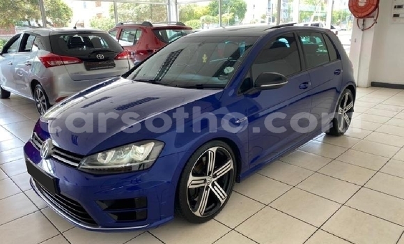 اشتري مستعمل Volkswagen Golf R Blue سيارة في Maseru في Maseru
