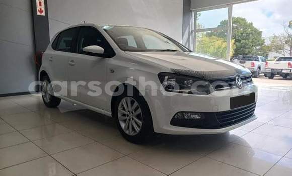 اشتري مستعمل Volkswagen Polo White سيارة في Maseru في Maseru اشتري مستعمل Volkswagen Polo White سيارة في Maseru في Maseru