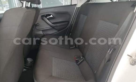 اشتري مستعمل Volkswagen Polo White سيارة في Maseru في Maseru اشتري مستعمل Volkswagen Polo White سيارة في Maseru في Maseru