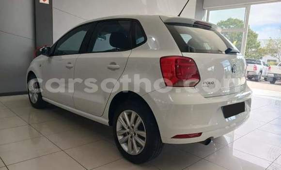 اشتري مستعمل Volkswagen Polo White سيارة في Maseru في Maseru اشتري مستعمل Volkswagen Polo White سيارة في Maseru في Maseru