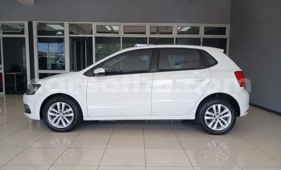 اشتري مستعمل Volkswagen Polo White سيارة في Maseru في Maseru اشتري مستعمل Volkswagen Polo White سيارة في Maseru في Maseru