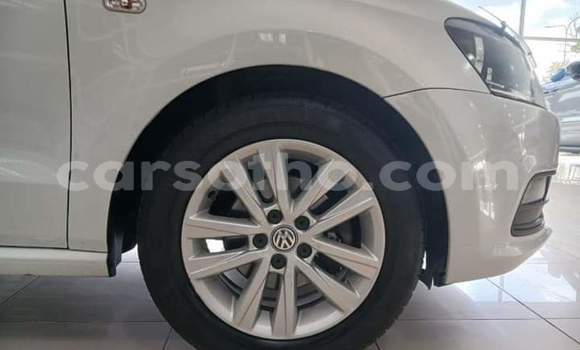اشتري مستعمل Volkswagen Polo White سيارة في Maseru في Maseru اشتري مستعمل Volkswagen Polo White سيارة في Maseru في Maseru
