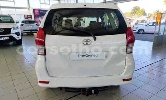 Sayi Na hannu Toyota Avanza White Mota in Maseru a Maseru Sayi Na hannu Toyota Avanza White Mota in Maseru a Maseru