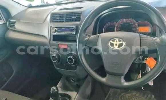 Sayi Na hannu Toyota Avanza White Mota in Maseru a Maseru Sayi Na hannu Toyota Avanza White Mota in Maseru a Maseru