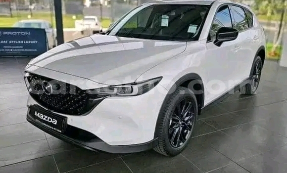 اشتري مستعمل Mazda CX-5 White سيارة في Maseru في Maseru