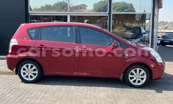 اشتري مستعمل Toyota Corolla Verso Red سيارة في Maseru في Maseru اشتري مستعمل Toyota Corolla Verso Red سيارة في Maseru في Maseru