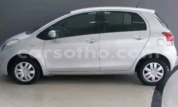 Acheter Occasion Voiture Toyota Yaris Gris à Maseru, Maseru Acheter Occasion Voiture Toyota Yaris Gris à Maseru, Maseru
