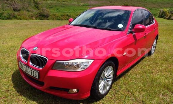 اشتري مستعمل BMW 3–Series Red سيارة في Maseru في Maseru