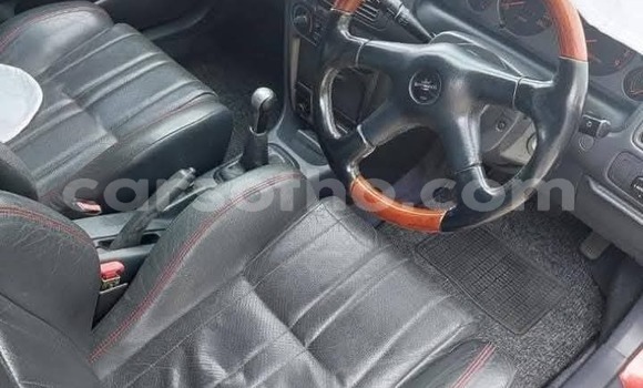 اشتري مستعمل Toyota Corolla Red سيارة في Maputsoe في Leribe اشتري مستعمل Toyota Corolla Red سيارة في Maputsoe في Leribe