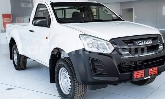 Buy Used Isuzu D–MAX White Car in Maputsoa in Leribe Buy Used Isuzu D–MAX White Car in Maputsoa in Leribe