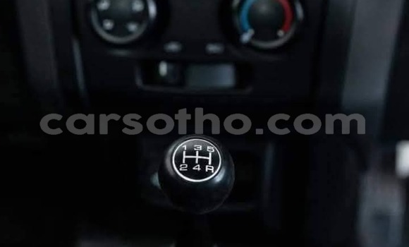 Buy Used Isuzu D–MAX White Car in Maputsoa in Leribe Buy Used Isuzu D–MAX White Car in Maputsoa in Leribe