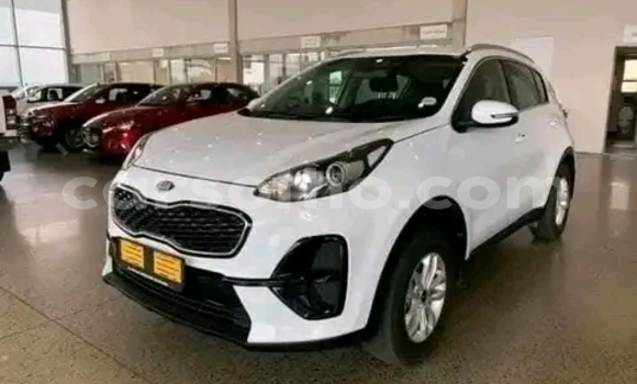 اشتري مستعمل Kia Sportage White سيارة في Maseru في Maseru