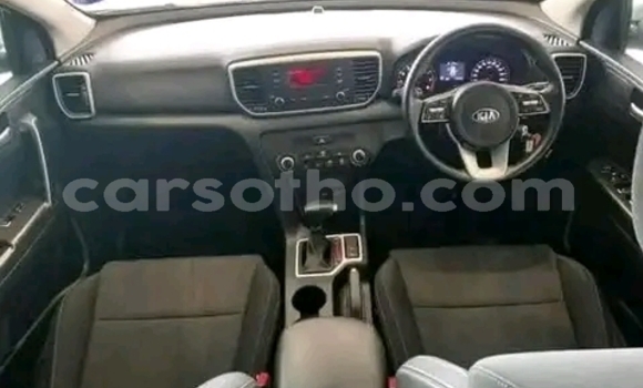 Buy Used Kia Sportage White Car in Maseru in Maseru Buy Used Kia Sportage White Car in Maseru in Maseru