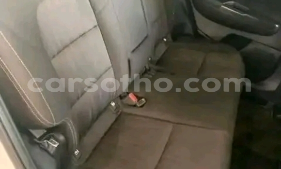 Buy Used Kia Sportage White Car in Maseru in Maseru Buy Used Kia Sportage White Car in Maseru in Maseru