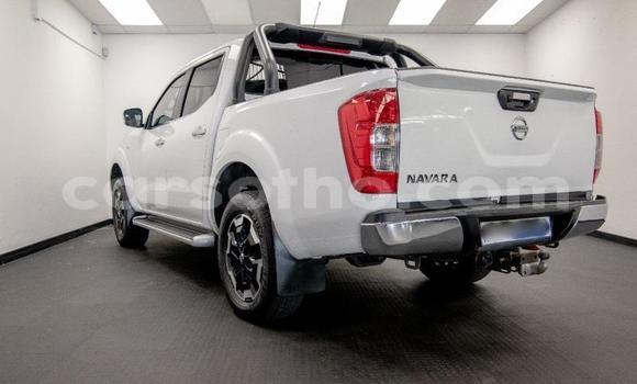 Sayi Na hannu Nissan Navara White Mota in Maputsoe a Leribe Sayi Na hannu Nissan Navara White Mota in Maputsoe a Leribe