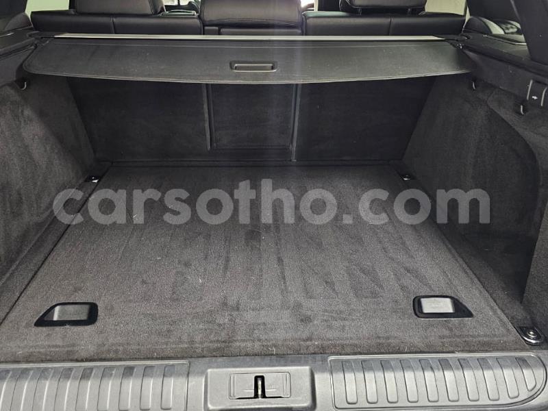 Big with watermark land rover range rover leribe maputsoe 28975