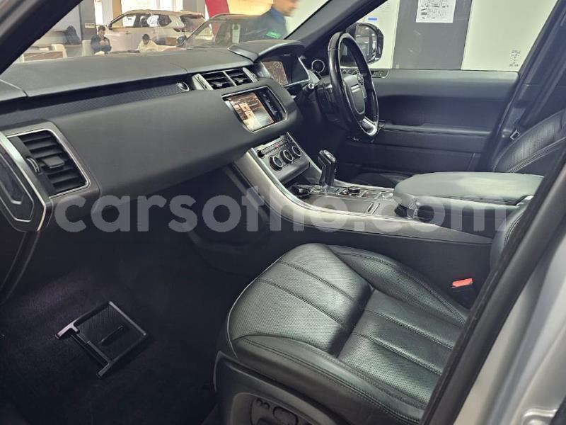 Big with watermark land rover range rover leribe maputsoe 28975