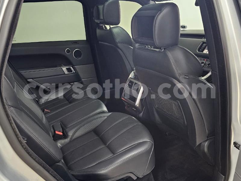 Big with watermark land rover range rover leribe maputsoe 28975