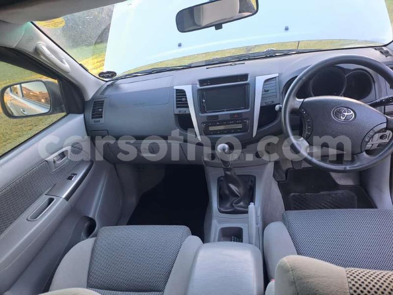Big with watermark toyota hilux leribe maputsoe 28977