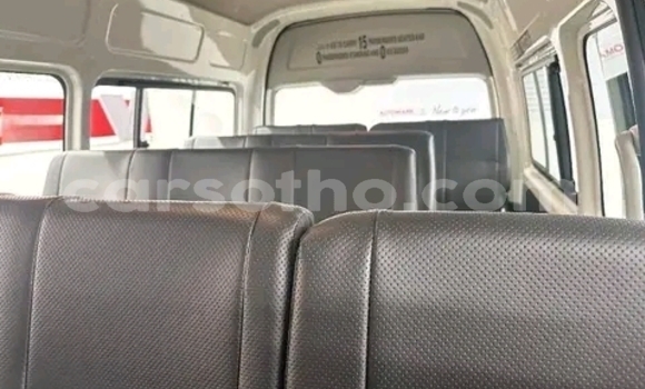 اشتري مستعمل Toyota Hiace White سيارة في Maseru في Maseru اشتري مستعمل Toyota Hiace White سيارة في Maseru في Maseru