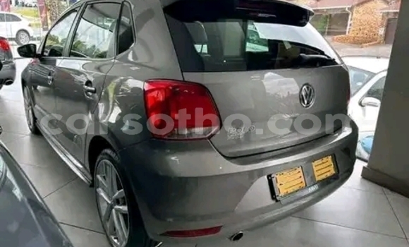 اشتري مستعمل Volkswagen Polo Silver سيارة في Maseru في Maseru اشتري مستعمل Volkswagen Polo Silver سيارة في Maseru في Maseru