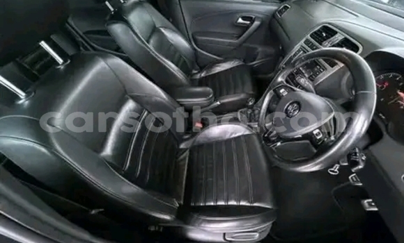اشتري مستعمل Volkswagen Polo Silver سيارة في Maseru في Maseru اشتري مستعمل Volkswagen Polo Silver سيارة في Maseru في Maseru