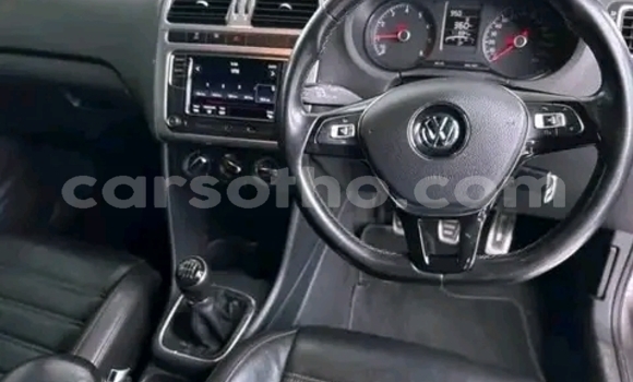 اشتري مستعمل Volkswagen Polo Silver سيارة في Maseru في Maseru اشتري مستعمل Volkswagen Polo Silver سيارة في Maseru في Maseru