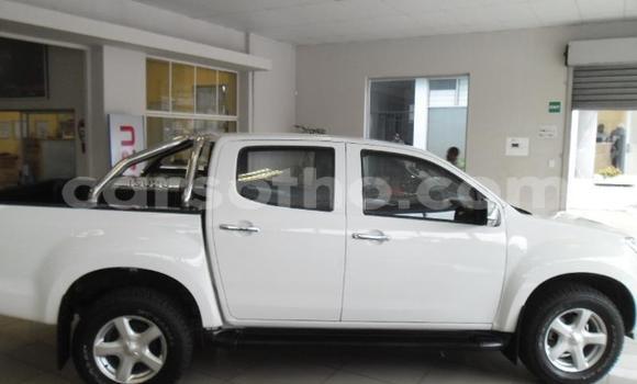 Acheter Occasion Voiture Isuzu KB Blanc à Maseru, Maseru Acheter Occasion Voiture Isuzu KB Blanc à Maseru, Maseru