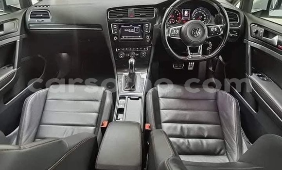 اشتري مستعمل Volkswagen Golf GTI White سيارة في Maseru في Maseru اشتري مستعمل Volkswagen Golf GTI White سيارة في Maseru في Maseru