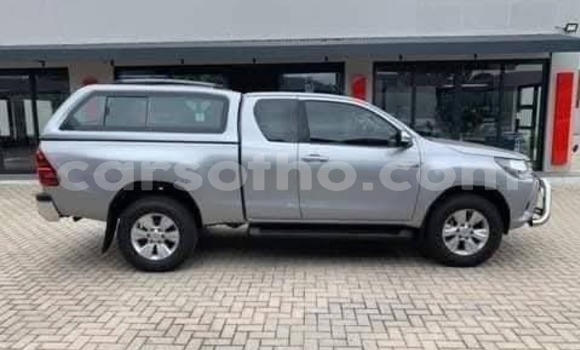 اشتري مستعمل Toyota Hilux Silver سيارة في Maseru في Maseru اشتري مستعمل Toyota Hilux Silver سيارة في Maseru في Maseru