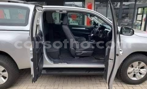 اشتري مستعمل Toyota Hilux Silver سيارة في Maseru في Maseru اشتري مستعمل Toyota Hilux Silver سيارة في Maseru في Maseru