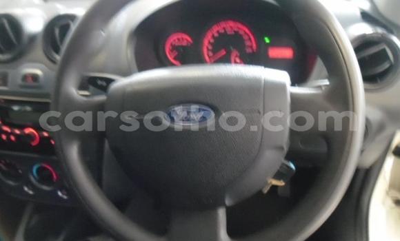 اشتري مستعمل Ford Ikon White سيارة في Maseru في Maseru اشتري مستعمل Ford Ikon White سيارة في Maseru في Maseru