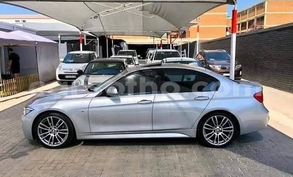 Sayi Na hannu BMW 3–Series Silver Mota in Maseru a Maseru Sayi Na hannu BMW 3–Series Silver Mota in Maseru a Maseru