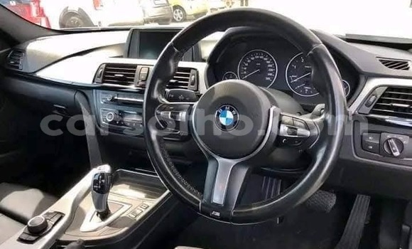Sayi Na hannu BMW 3–Series Silver Mota in Maseru a Maseru Sayi Na hannu BMW 3–Series Silver Mota in Maseru a Maseru