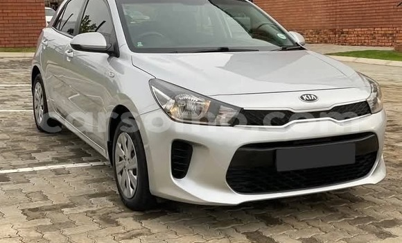 اشتري مستعمل Kia Rio Silver سيارة في Maseru في Maseru اشتري مستعمل Kia Rio Silver سيارة في Maseru في Maseru