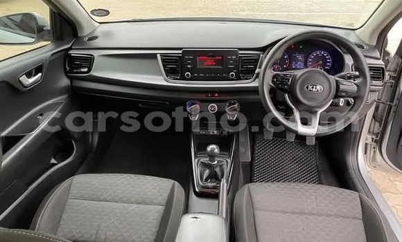 اشتري مستعمل Kia Rio Silver سيارة في Maseru في Maseru اشتري مستعمل Kia Rio Silver سيارة في Maseru في Maseru
