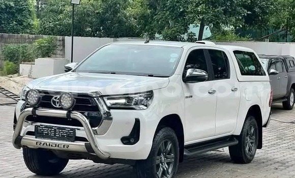 اشتري مستعمل Toyota Hilux White سيارة في Maseru في Maseru اشتري مستعمل Toyota Hilux White سيارة في Maseru في Maseru